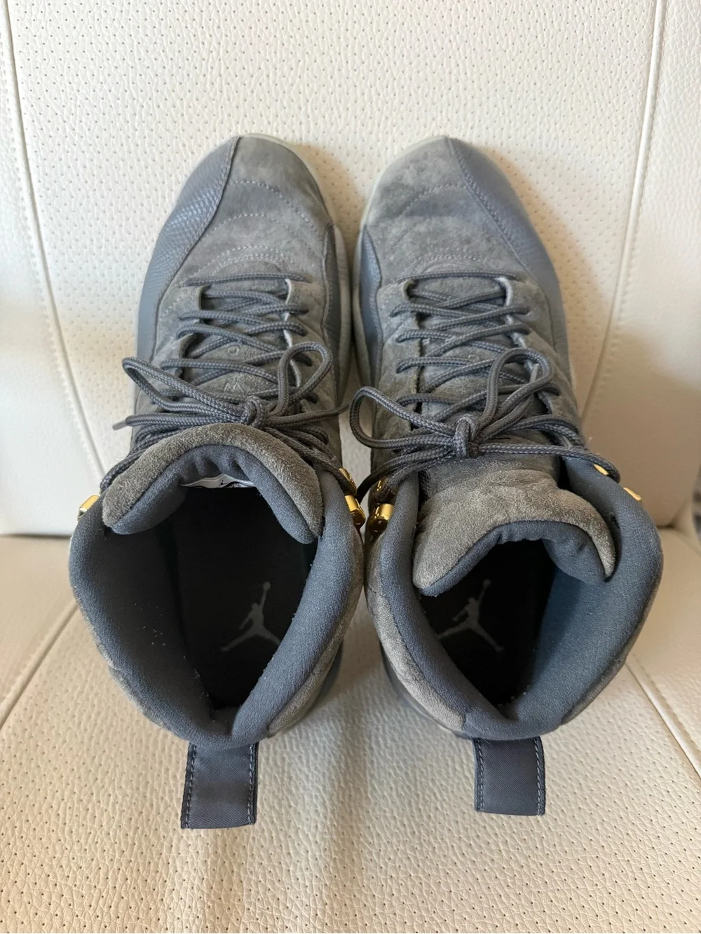 Jordan elegant dark
